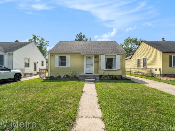 15853 Macarthur St, Redford, MI 48239