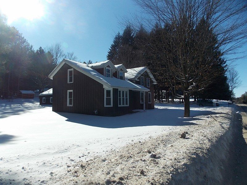 1st image of 8774 Woodgate Dr