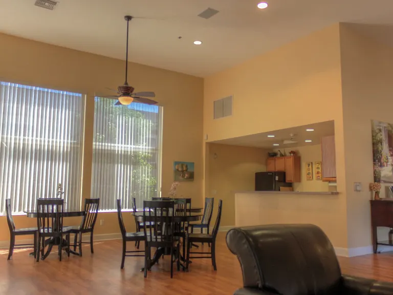 Castaic Lake Senior Apts — Photo 6