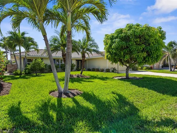2160 Palm Tree Dr, Punta Gorda, FL 33950