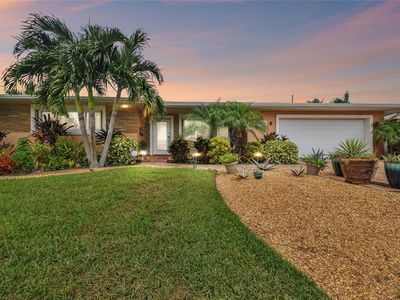 2200 W Bay Isle Dr SE, Saint Petersburg, FL, 33705