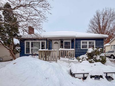 33 Meadow Ln, Dubuque, IA, 52001