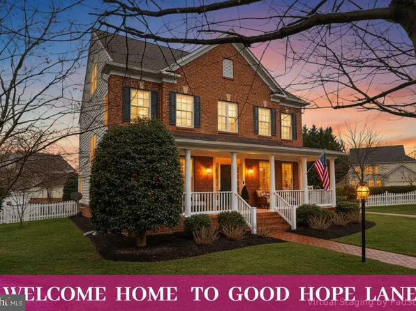 42594 Good Hope Ln, Ashburn, VA 20148