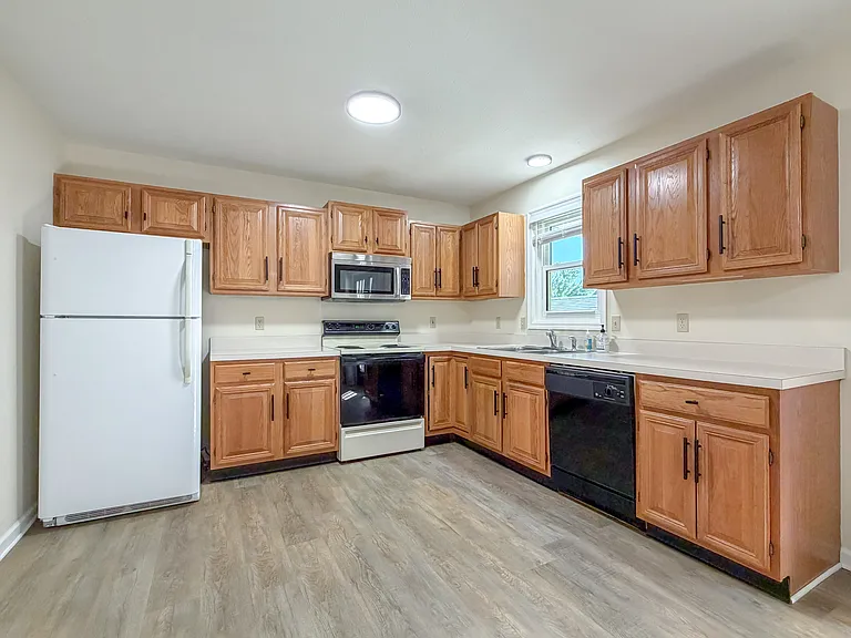 84 Red Stone Cir — Photo 11