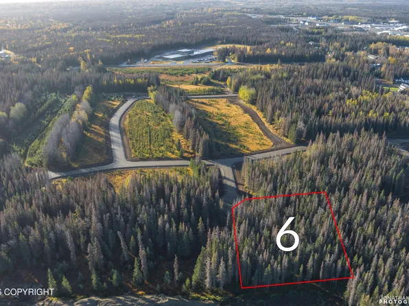 L6 Truly Cir, Soldotna, AK 99669