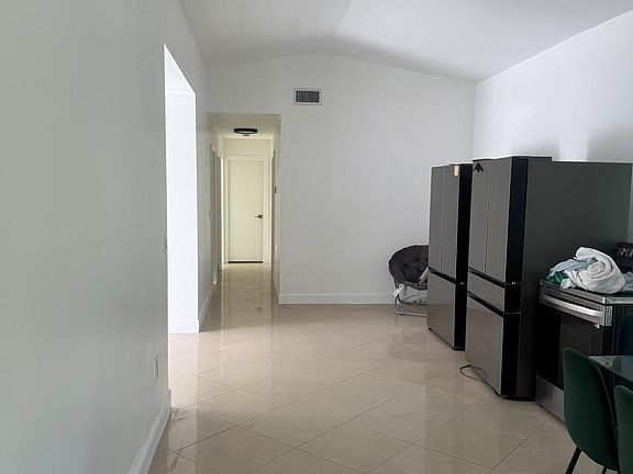 5th image of 28230 SW 136th Pl