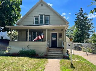 1165 W 4th St, Winona, MN 55987