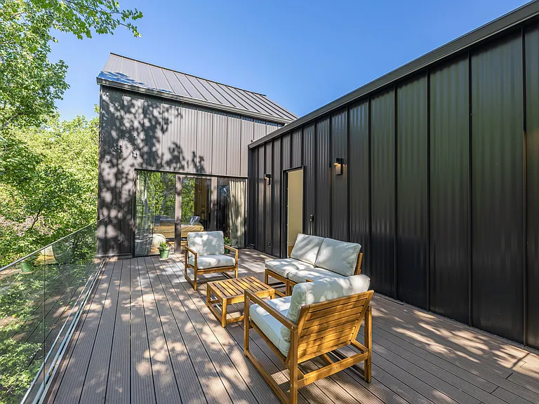 2806 Geronimo Trl — Photo 27