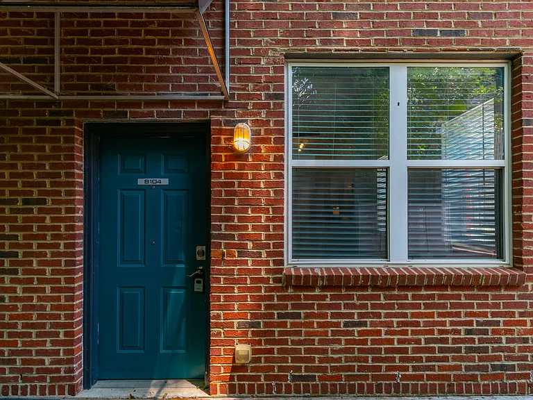 1528 Ralph David Abernathy Blvd SW #B104 — Photo 29