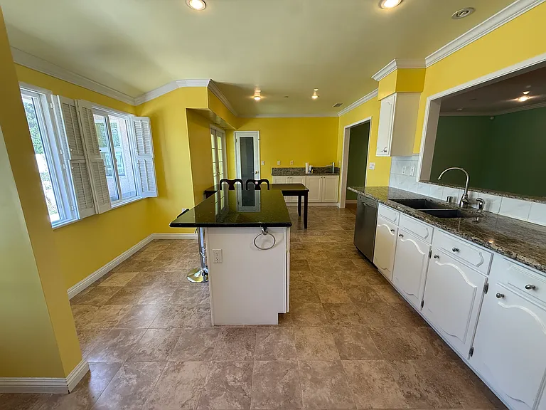 1162 Panorama Dr — Photo 6