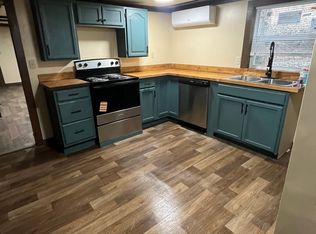 826 Marcum Rd, Oneida, TN 37841