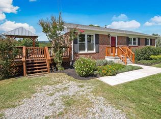 4844 Whitethorne Rd, Blacksburg, VA 24060