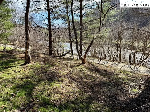 Lot 4 Bent River Estates, Lansing, NC 28643