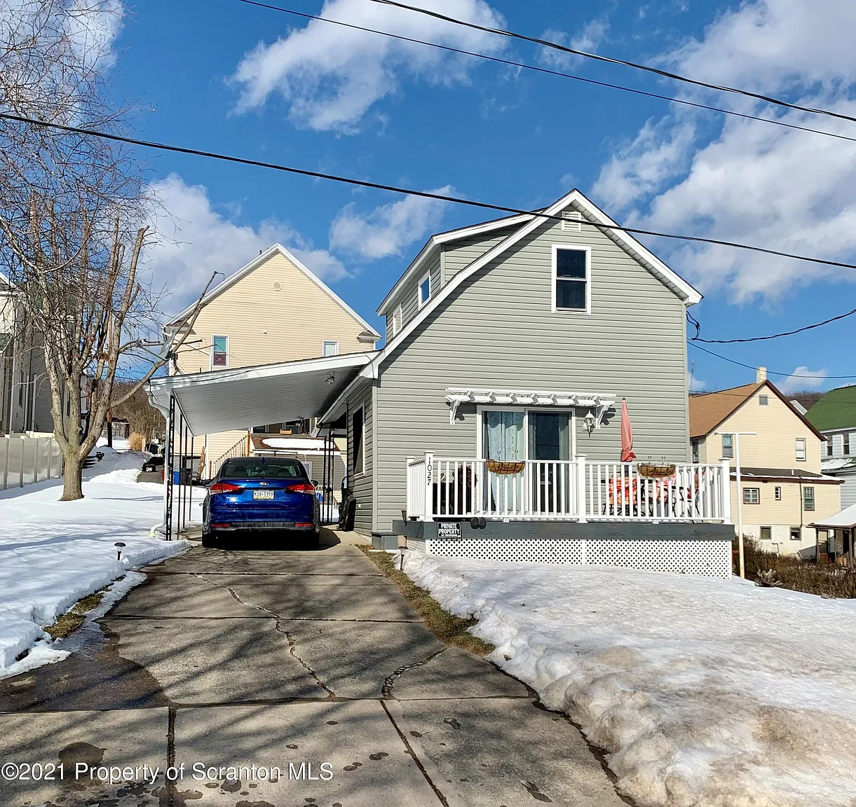1038-1040 Carmalt St photo 1