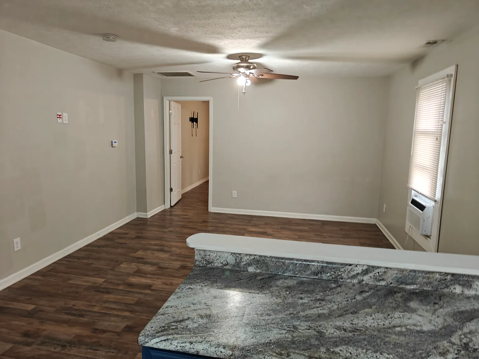 1 bed, 716 sqft, $850 — Photo 4