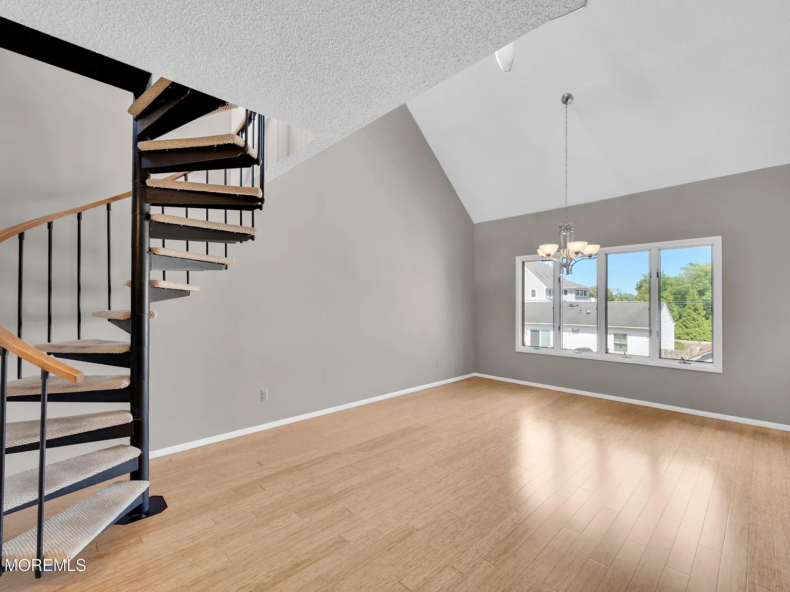 2 bed, 1124 sqft, $3,000 — Photo 3