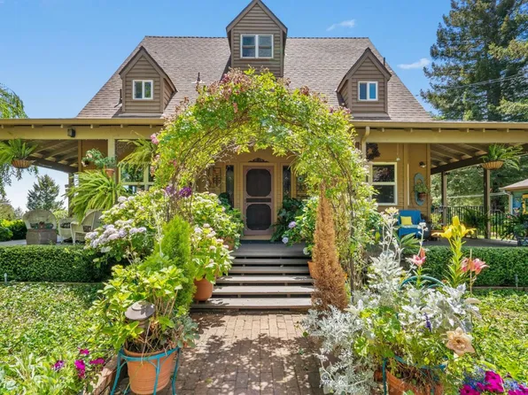 200 McAmant Dr, Santa Cruz, CA 95060