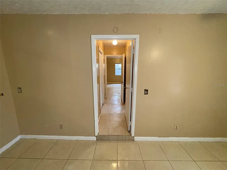 3011 E Flora St — Photo 12