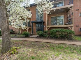 Brooke Court Apartments