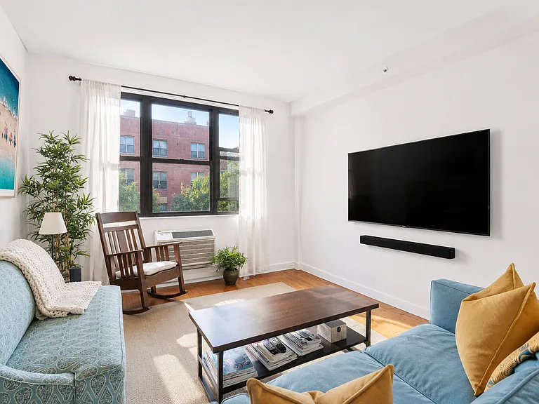 50 E 129th St #5C — Photo 3
