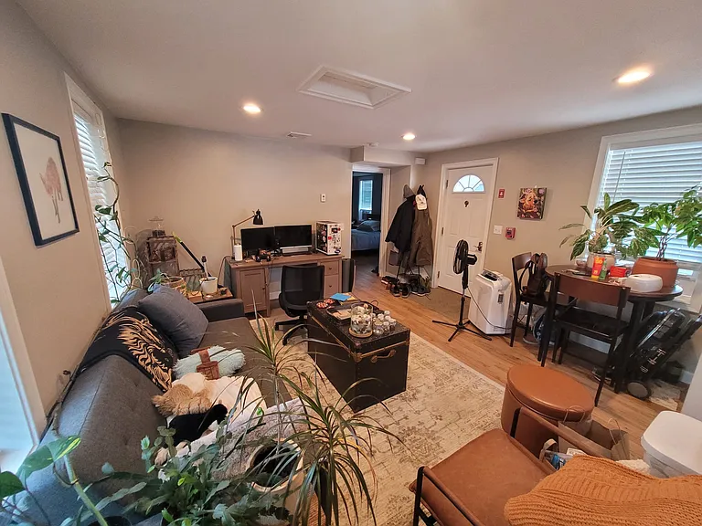 1620 Main St #3 — Photo 6