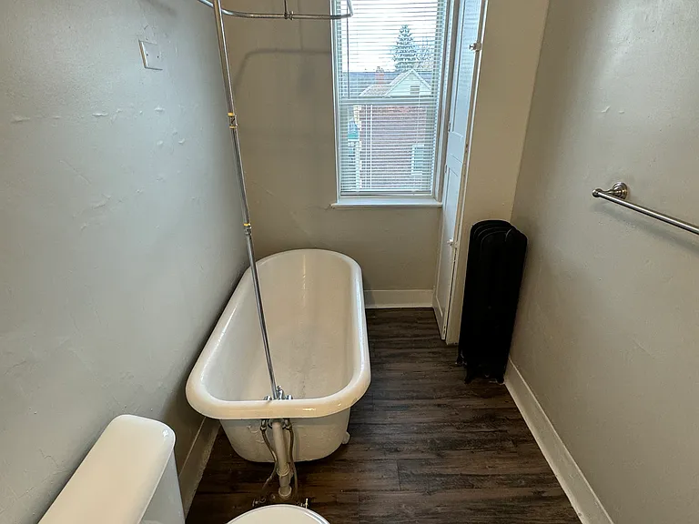 15707 Detroit Ave #14 — Photo 5