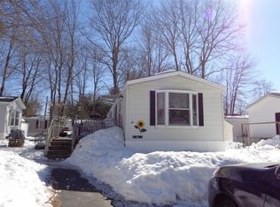 34 Ryefield Dr, Old Orchard Beach, ME 04064