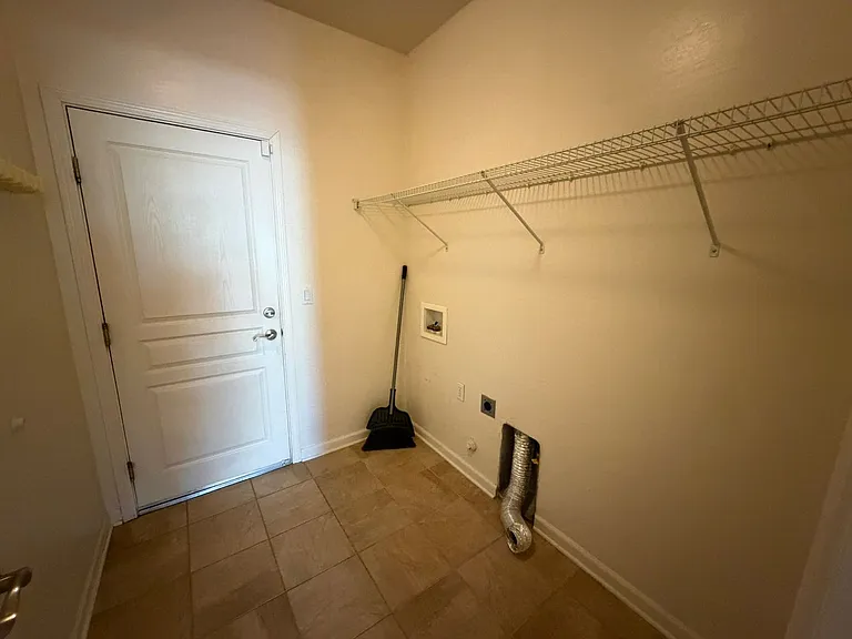 1226 Firefly Ct — Photo 27
