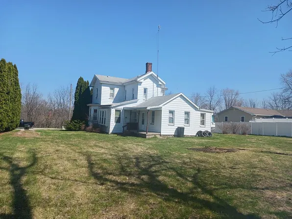 103 E Arthur St, Biggsville, IL 61418