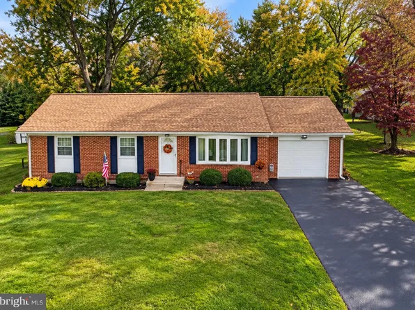 4002 Dana Ave, Hampstead, MD 21074