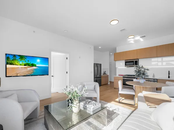 02 Plan, Tailor House Condos