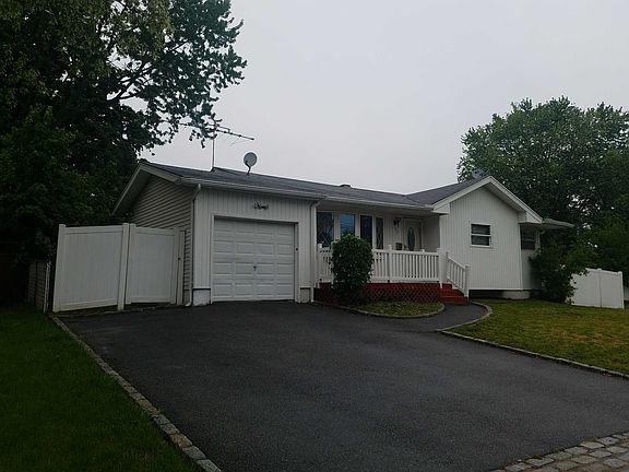 2nd image of 47 Voorhis Dr