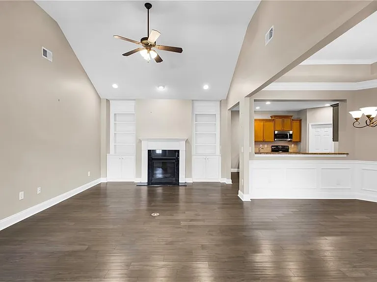 5358 Manor View Dr NW #12 — Photo 3