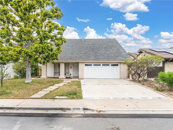 25491 McIntyre St, Laguna Hills, CA 92653