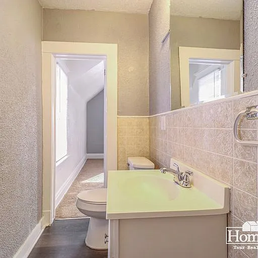 709 S 25th St — Photo 12