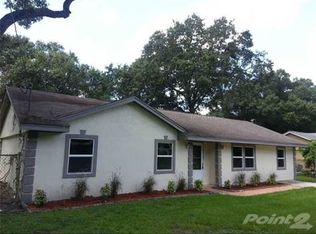 3101 Oakview Ln, Plant City, FL 33566