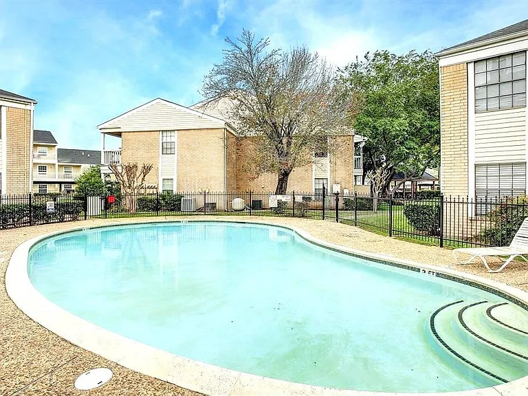 2750 Holly Hall St #1907 — Photo 24