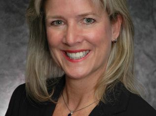 543 Dean Rd, Mars, PA 16046