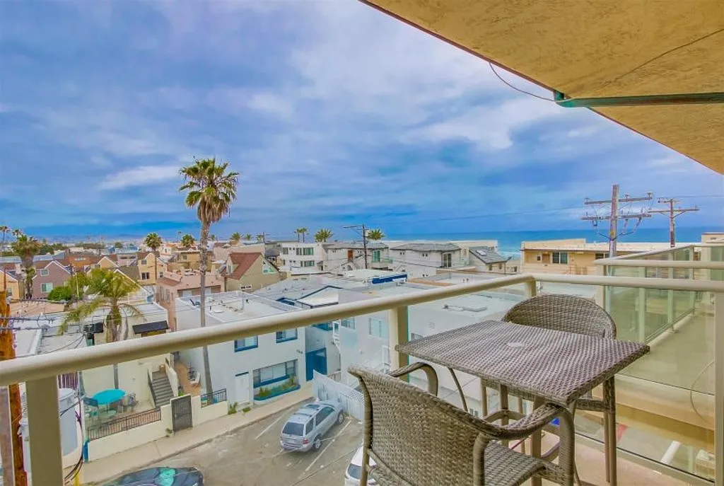 1 bed, 1.0 bath, $5,625 — Photo 3