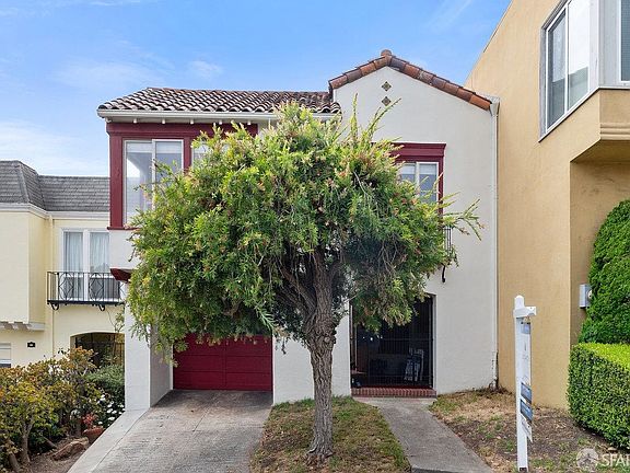 4th image of 76 Gaviota Way