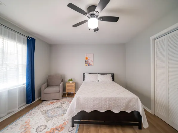 (undisclosed Address), Charlotte, NC 28212