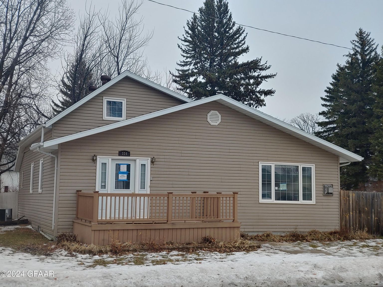 324 Madison Ave, Neche, ND 58265 Zillow
