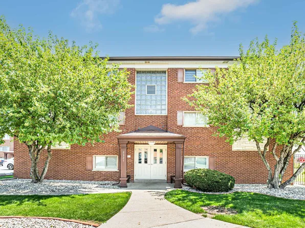 2521 Thatcher Ave APT 3B, River Grove, IL 60171