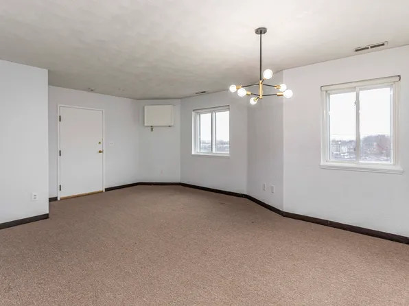 98 State Rd APT 3, Revere, MA 02151