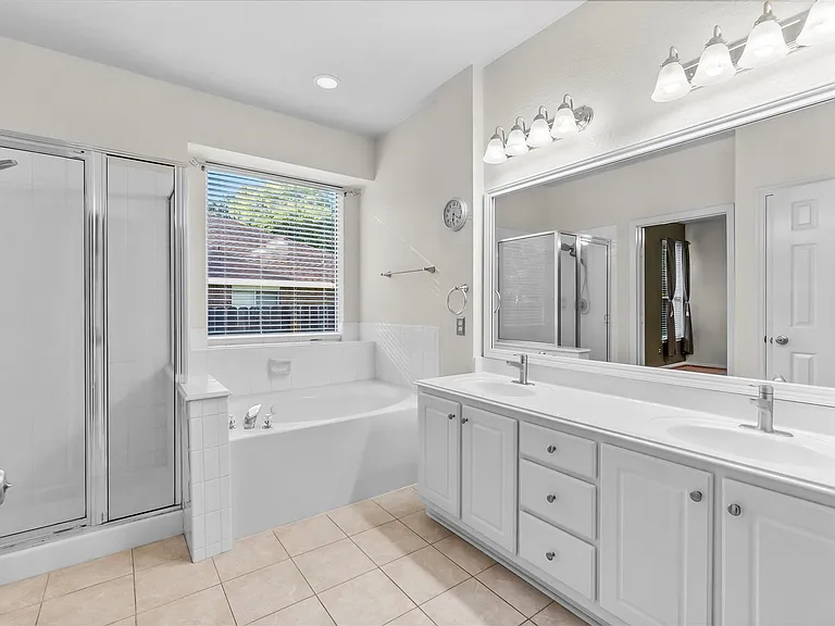 118 W Russet Grove Cir — Photo 34