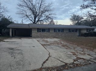 523 E Ida Ave, Sallisaw, OK 74955