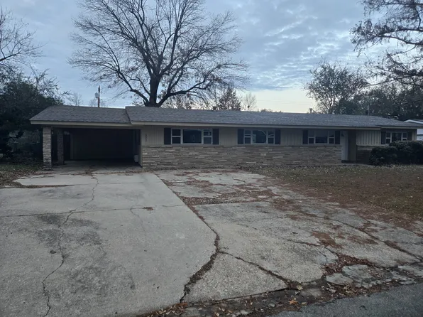 523 E Ida Ave, Sallisaw, OK 74955