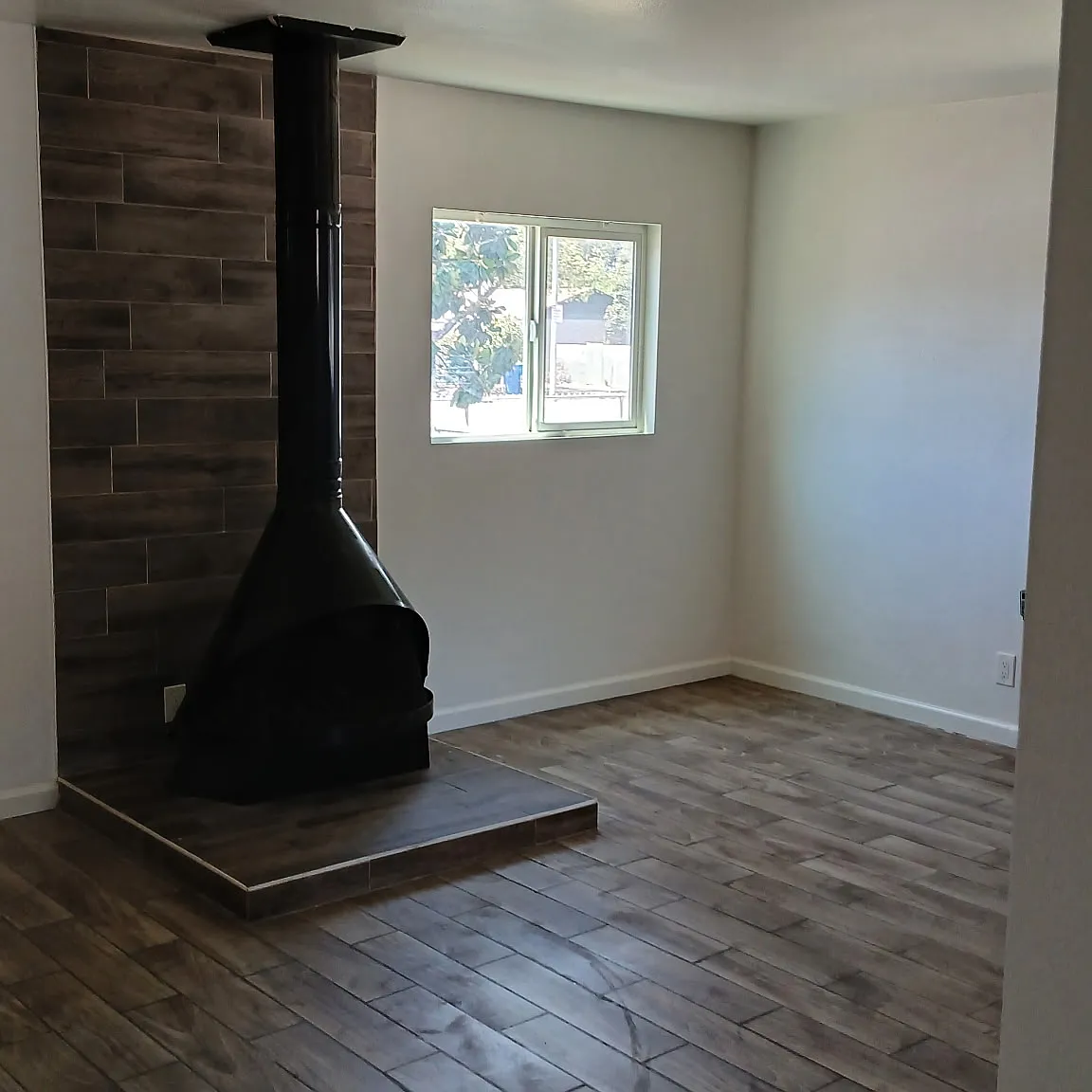 2 bed, 825 sqft, $2,450 — Photo 4