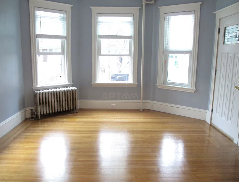 2 bed, $2,750 — Photo 1