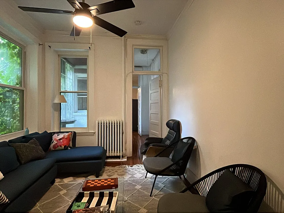 132 Chestnut St #5